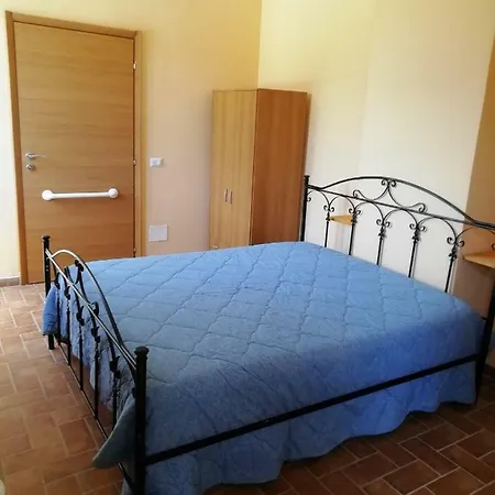 Agriturismo La Vite E L'ulivo Apartment Baschi