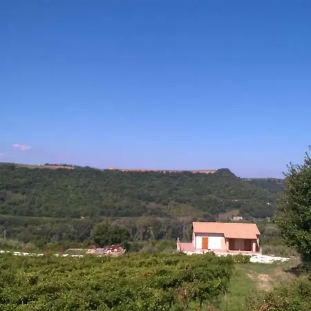 Agriturismo La Vite E L'ulivo * Baschi